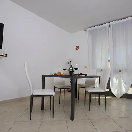Terry Apartment